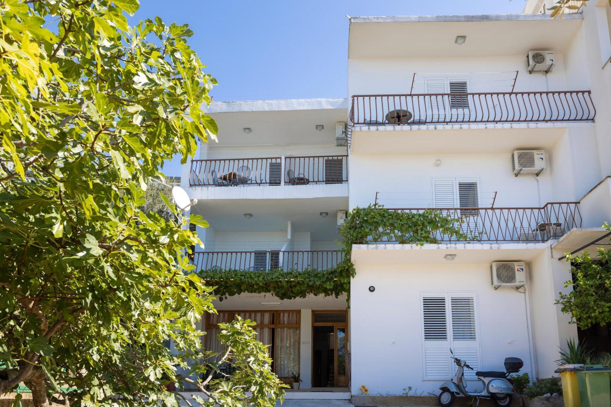 Apartmani Marta Tučepi Εξωτερικό φωτογραφία