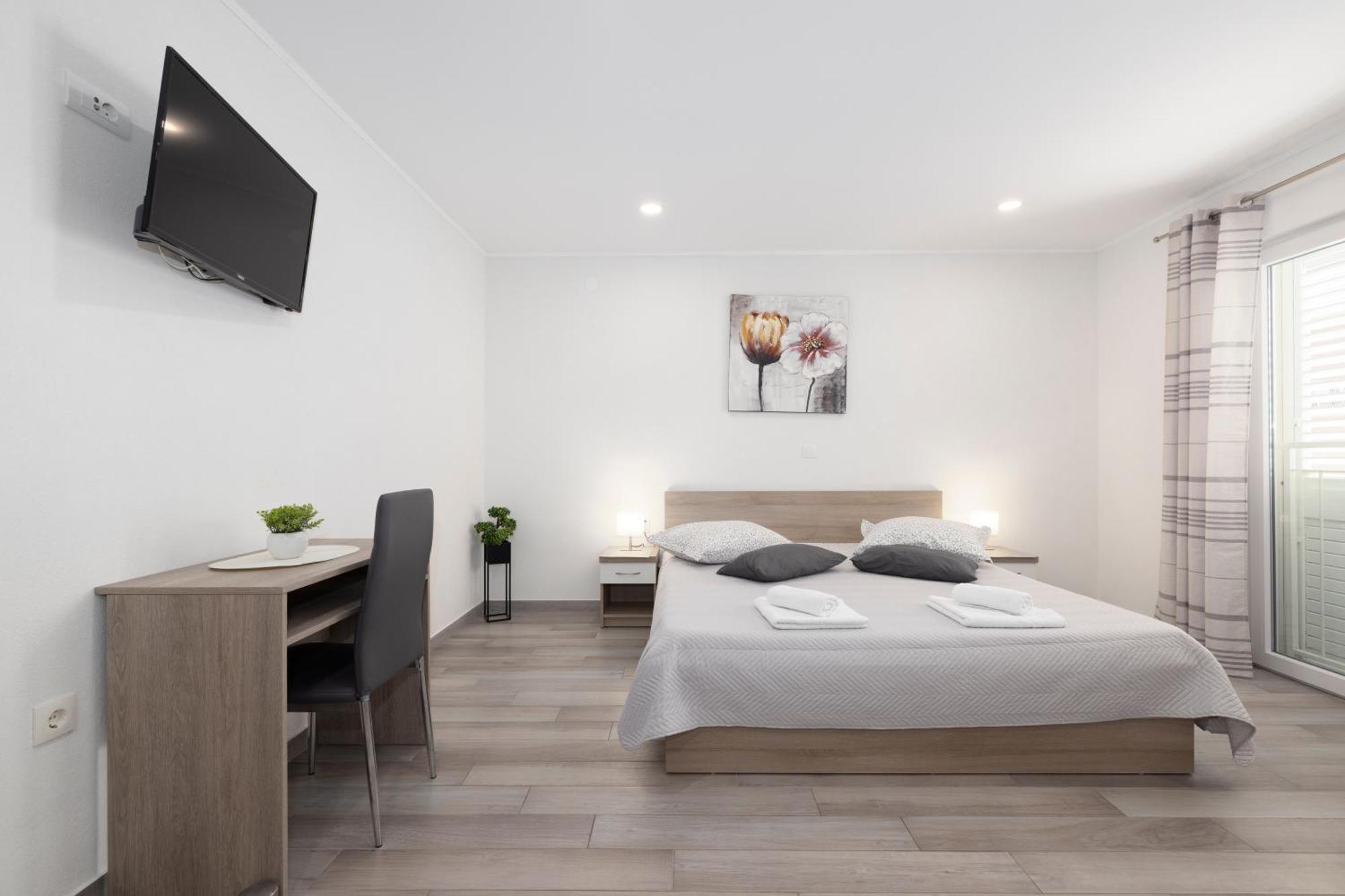 Apartmani Marta Tučepi Εξωτερικό φωτογραφία