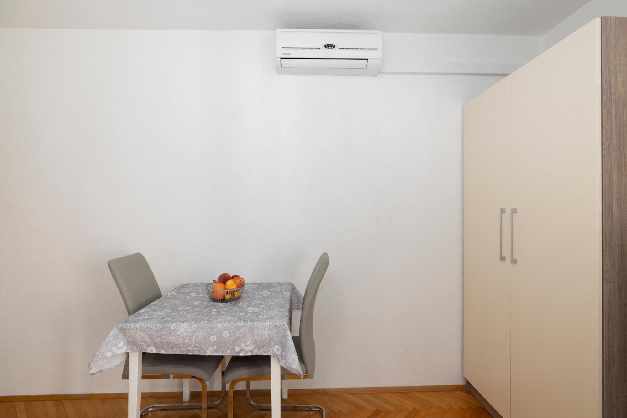 Apartmani Marta Tučepi Εξωτερικό φωτογραφία