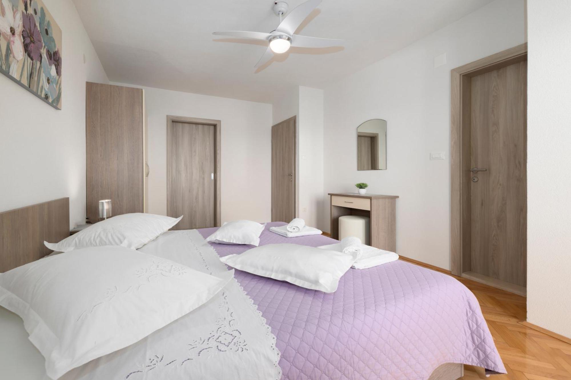 Apartmani Marta Tučepi Εξωτερικό φωτογραφία