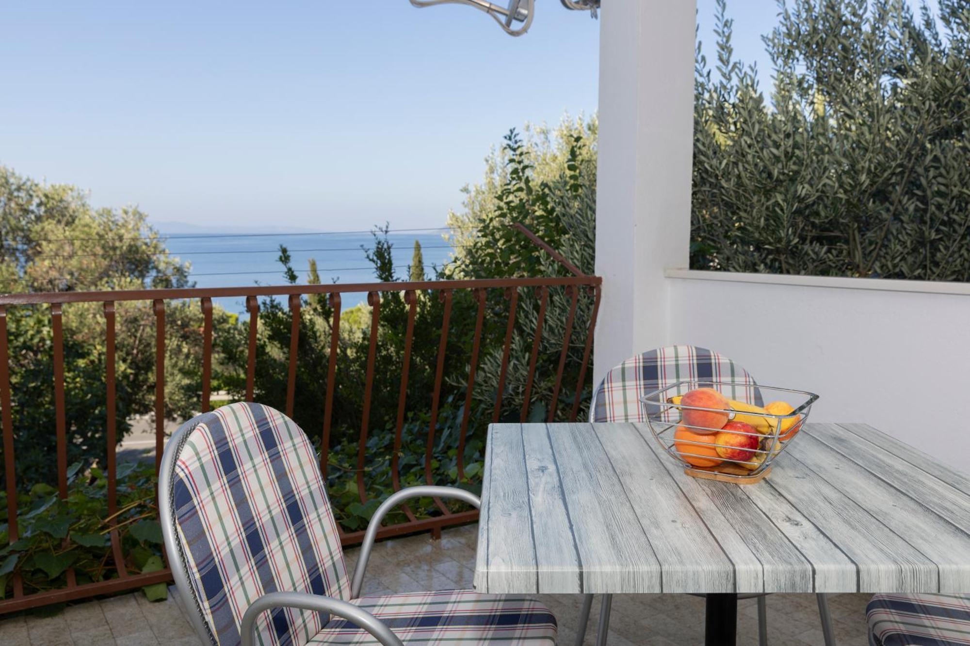 Apartmani Marta Tučepi Εξωτερικό φωτογραφία